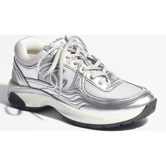 Chanel 23C Gray Silver Metallic CC Logo Lace Up Flat Runner Trainer Sneaker 38.5 - Picture 1 of 12